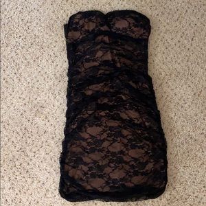 Sexy strapless Phaneul dress